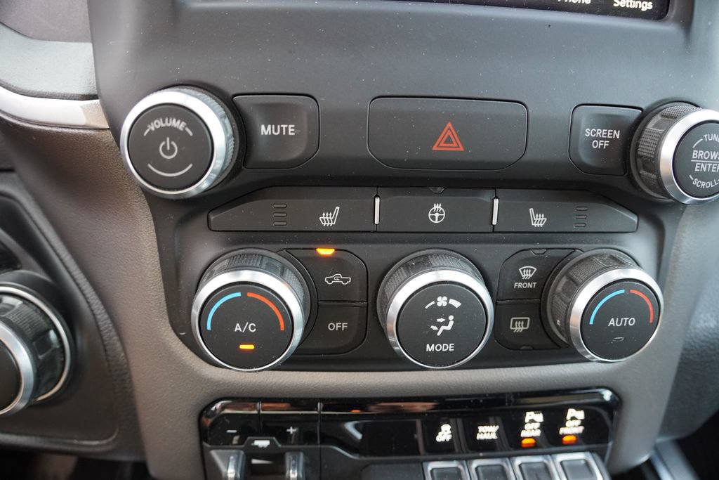 Used 2019 RAM 1500 Big Horn AWD/4WD image 6