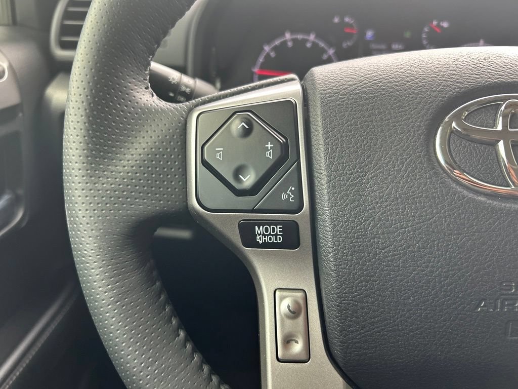 Used 2021 Toyota 4Runner SR5 Premium w/ Moonroof Package RWD image 19