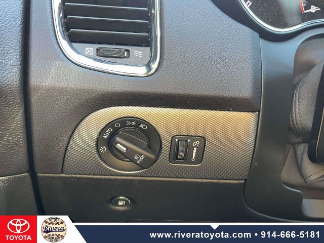 Used 2020 Dodge Durango R/T w/ Blacktop Package AWD/4WD image 22