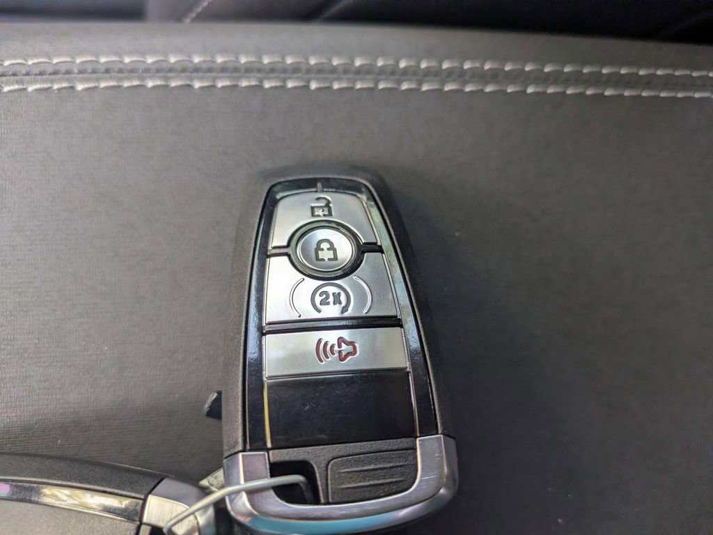 New 2025 Ford Bronco Badlands image 31