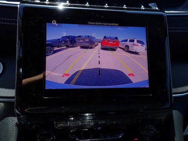 New 2025 Jeep Grand Cherokee Altitude image 20