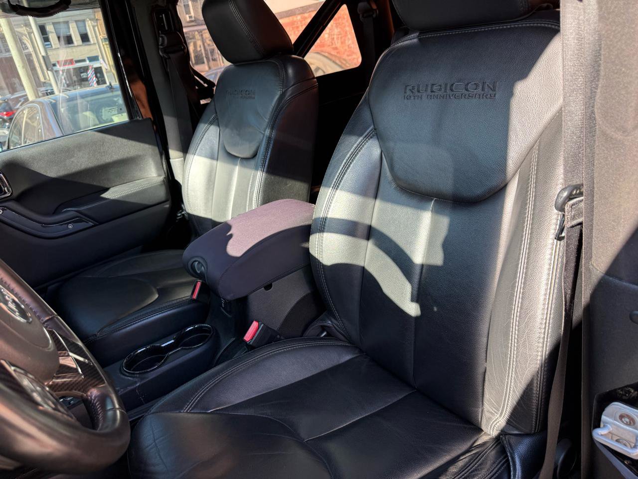 Used 2013 Jeep Wrangler Rubicon AWD/4WD image 6