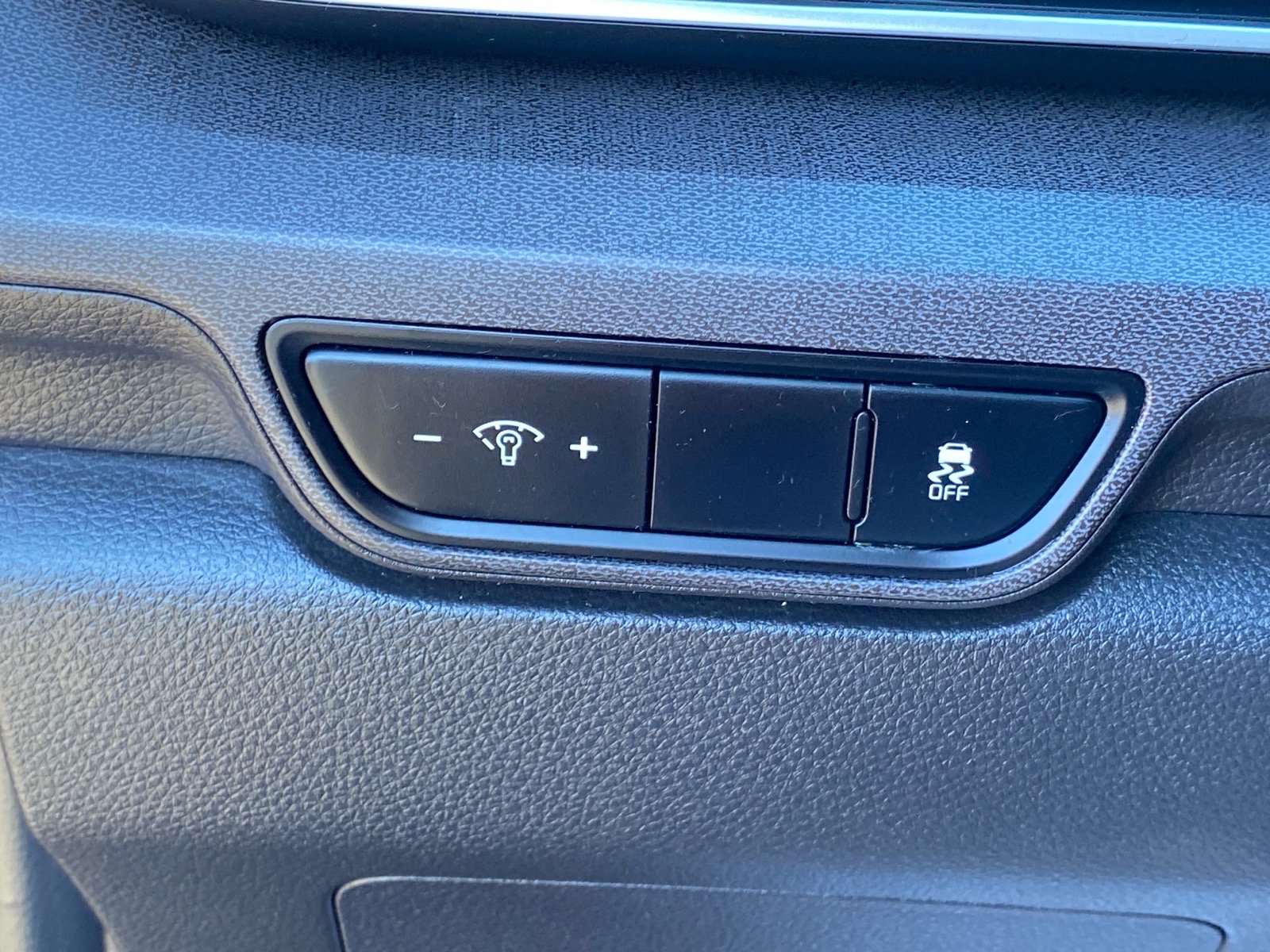 Certified 2025 Kia Carnival EX image 22