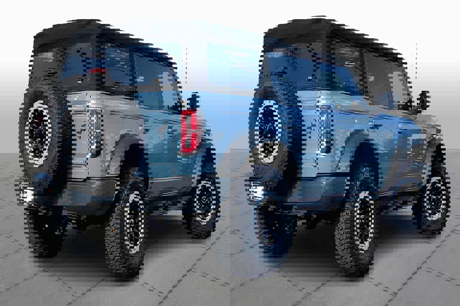 Used 2023 Ford Bronco Outer Banks w/ Sasquatch Package image 13