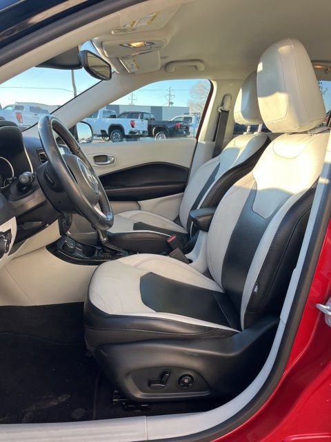 Used 2018 Jeep Compass Limited w/ Navigation Group image 28