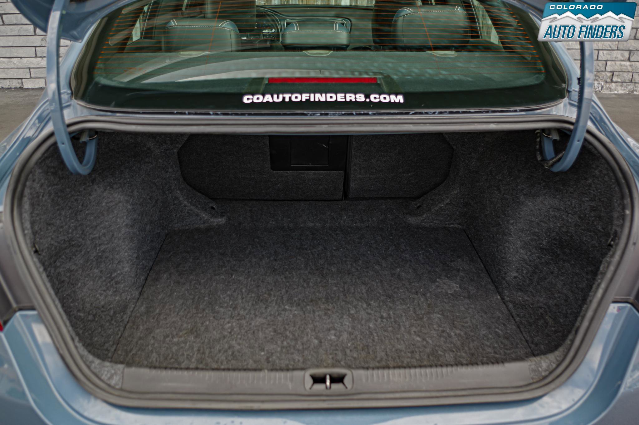 Used 2015 Chrysler 200 S w/ Comfort Group image 27