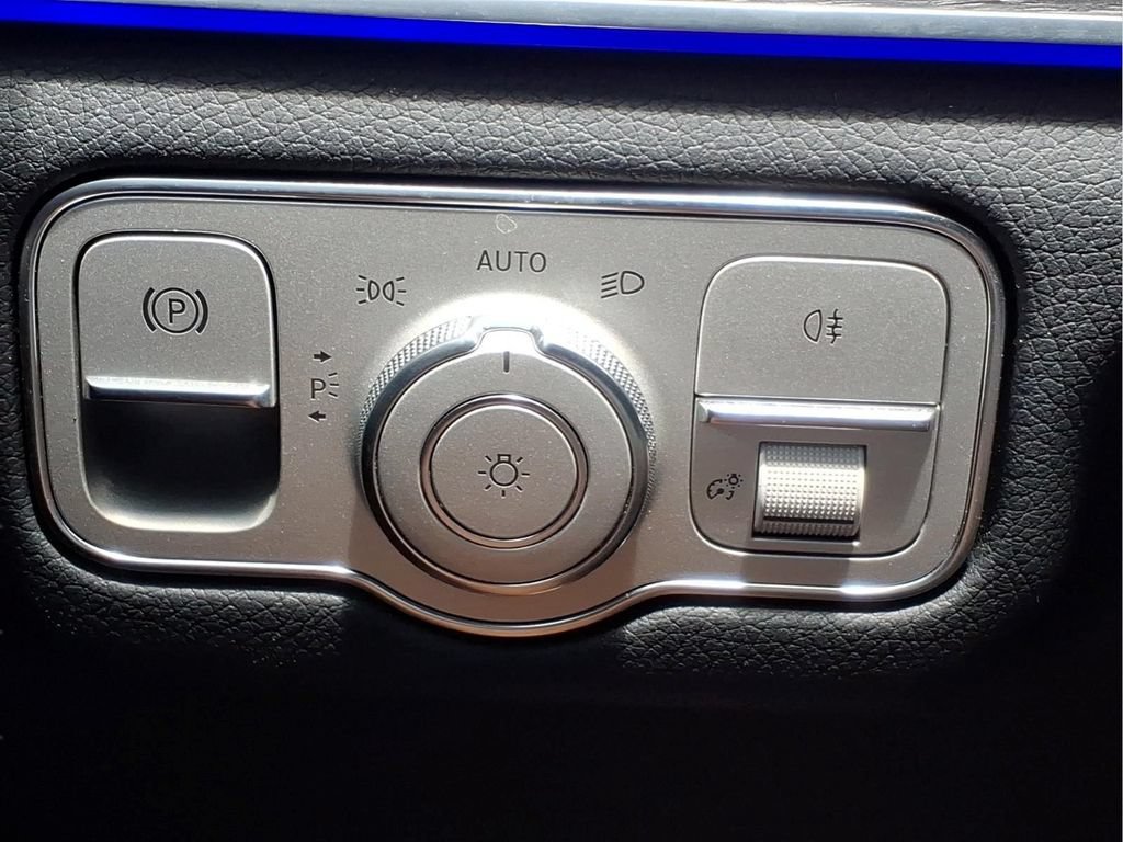 Used 2022 Mercedes-Benz GLE 350 4MATIC image 24