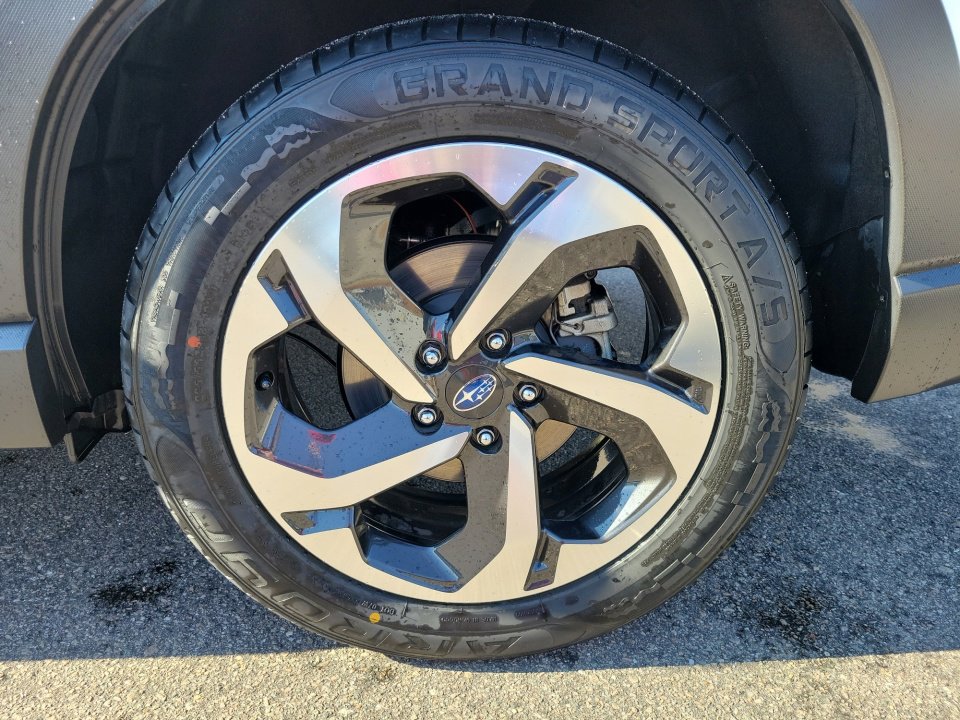 Used 2023 Subaru Forester Touring image 29