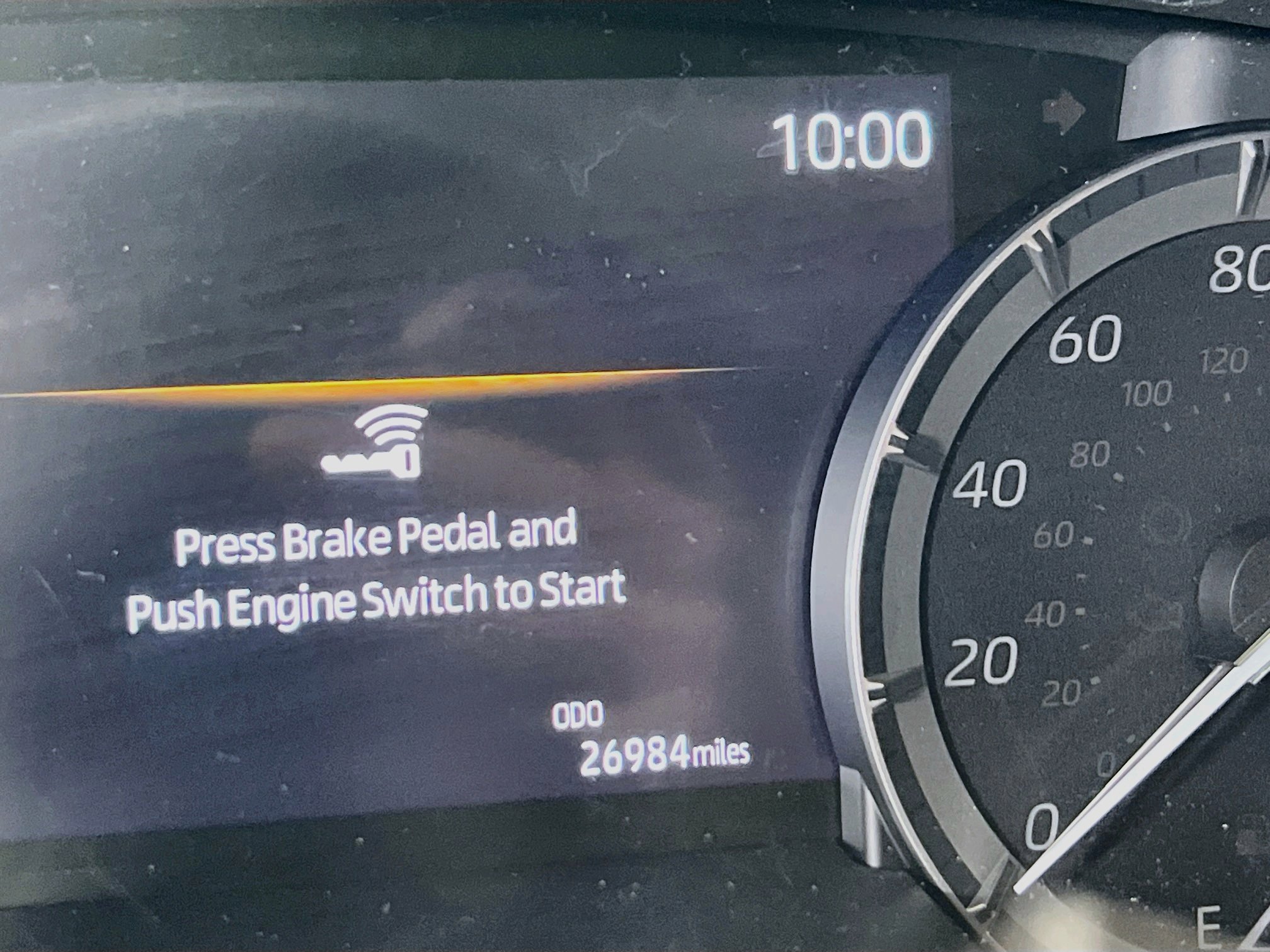 Used 2021 Toyota Highlander XLE AWD/4WD image 12