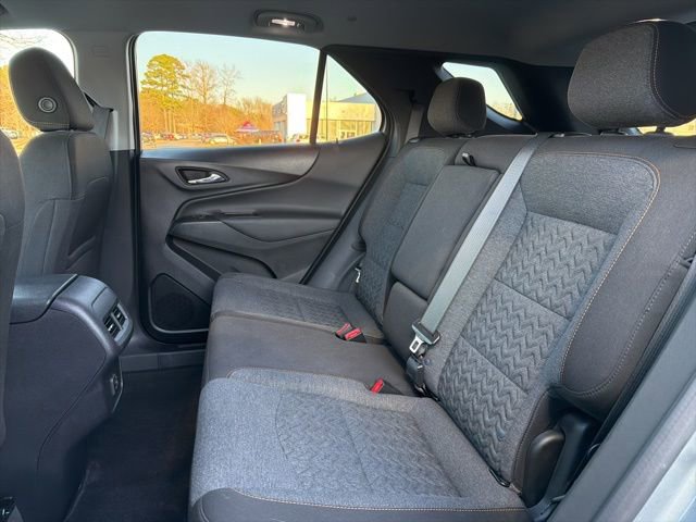 Used 2023 Chevrolet Equinox LT image 28