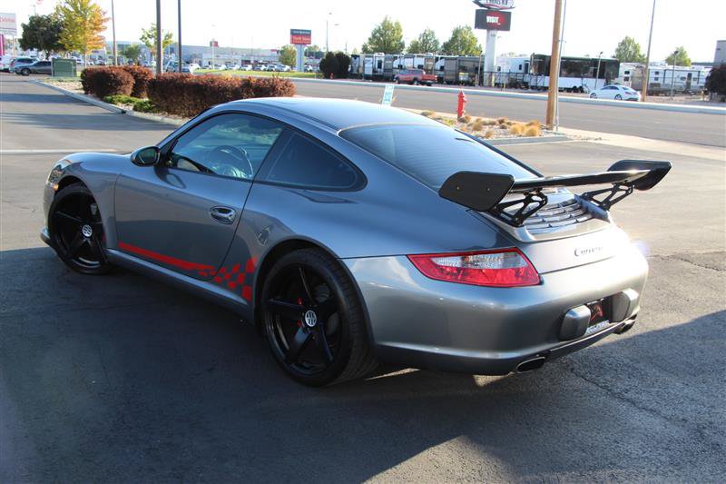 Used 2005 Porsche 911 Carrera RWD image 5