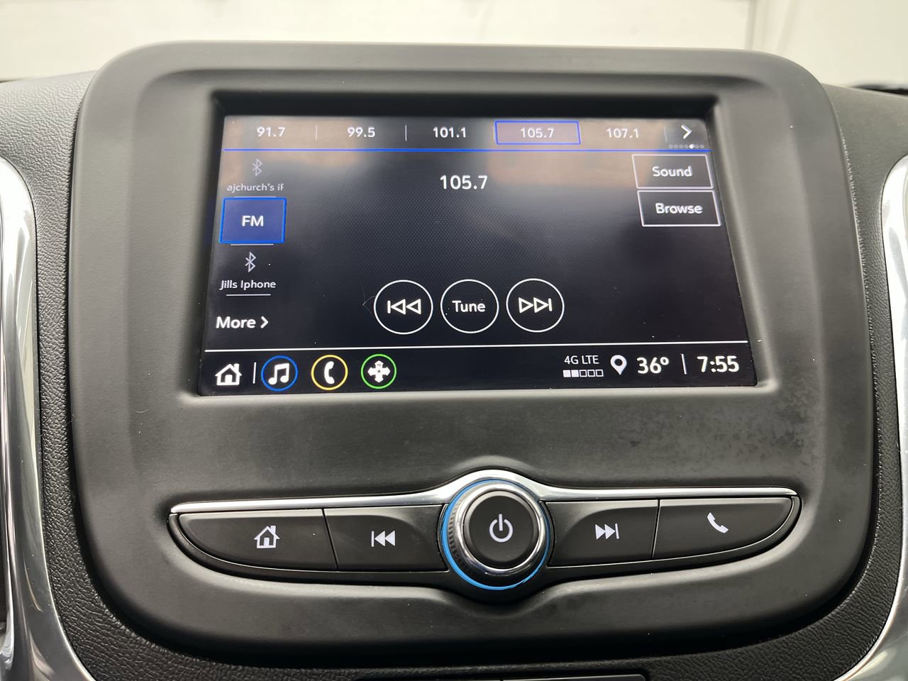 Certified 2023 Chevrolet Equinox LT AWD/4WD image 17
