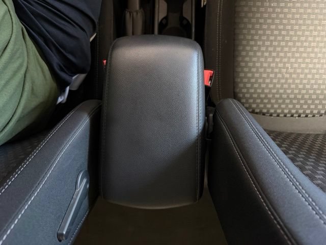 Used 2023 Ford Transit Connect XLT FWD image 35