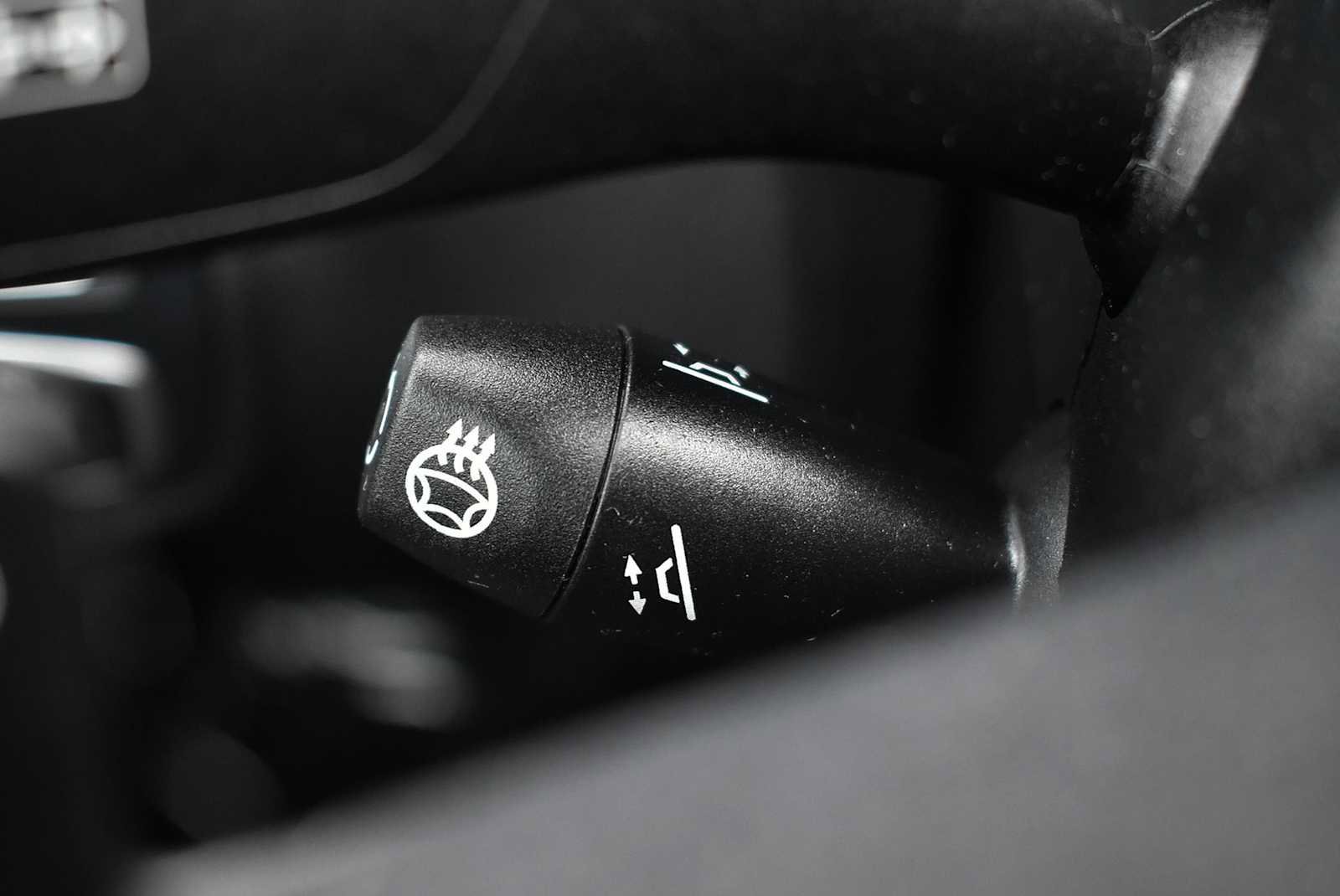 Used 2023 Mercedes-Benz C 300 4MATIC Cabriolet image 32