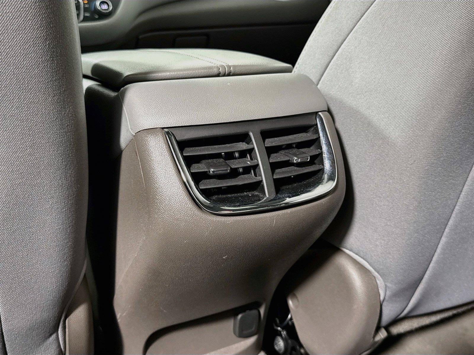 Used 2024 Chevrolet Malibu LT FWD image 25