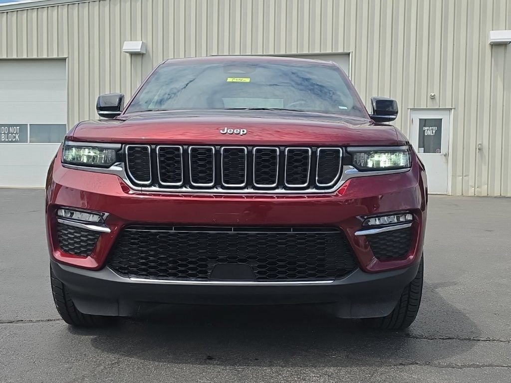 Used 2024 Jeep Grand Cherokee Limited 4xe AWD/4WD image 2