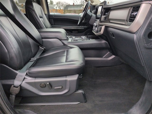 Used 2024 Ford Expedition Max XLT image 31