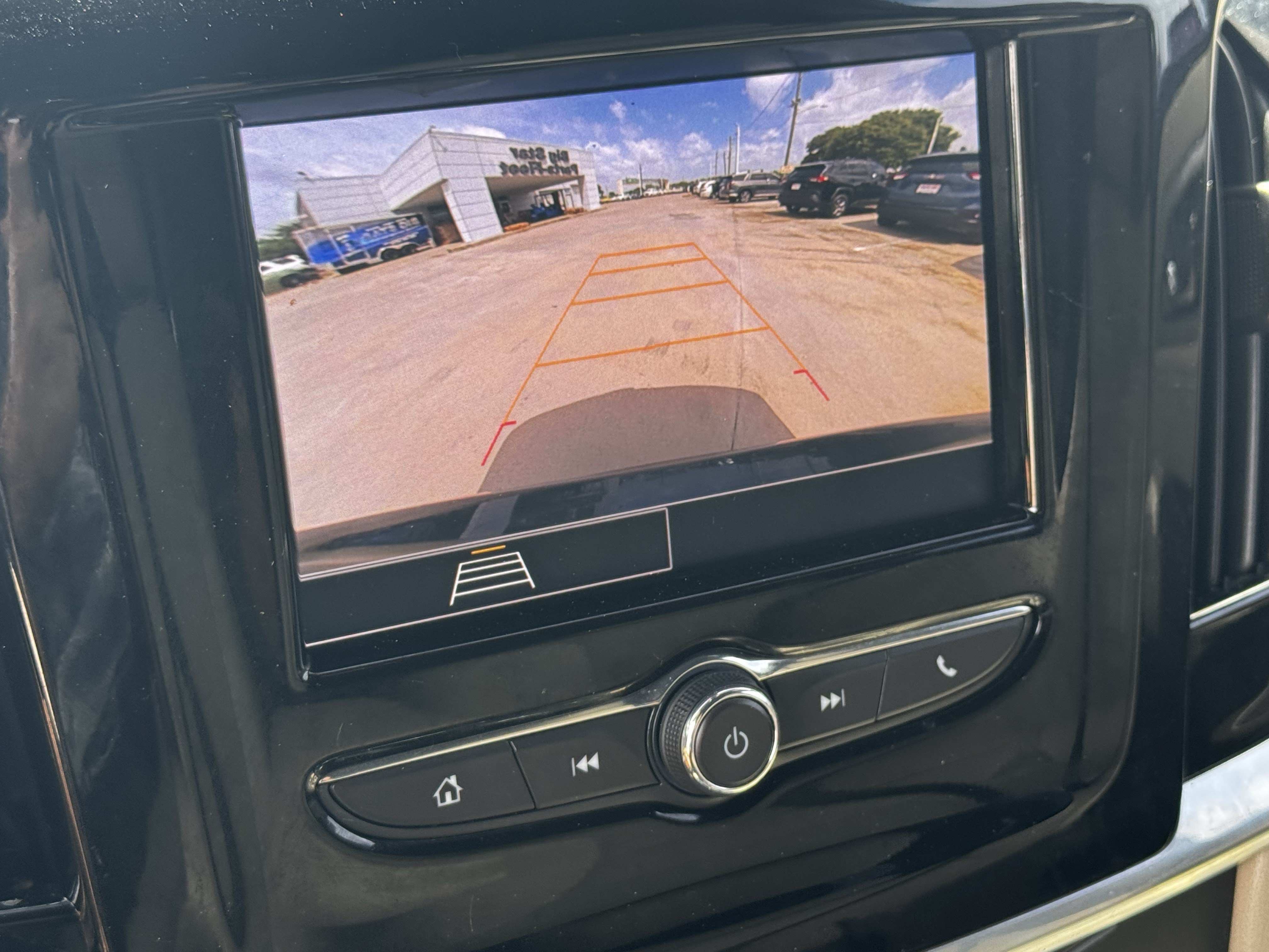 Used 2023 Chevrolet Traverse LS w/ Safety Package FWD image 19