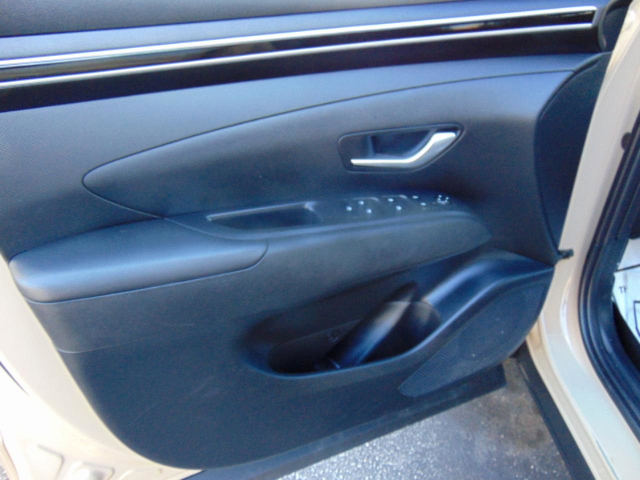 Used 2024 Hyundai Santa Cruz SEL AWD/4WD image 13