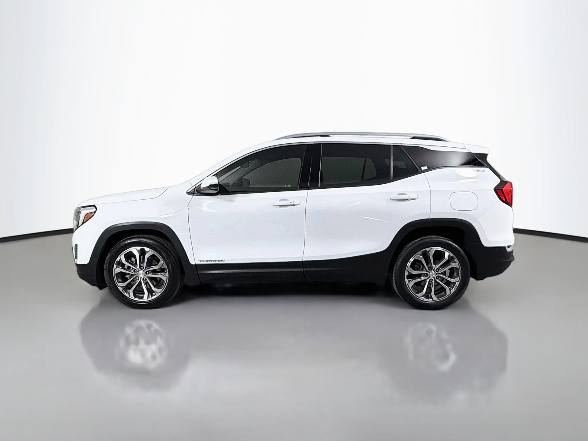 Used 2020 GMC Terrain SLT w/ Preferred Package FWD image 9
