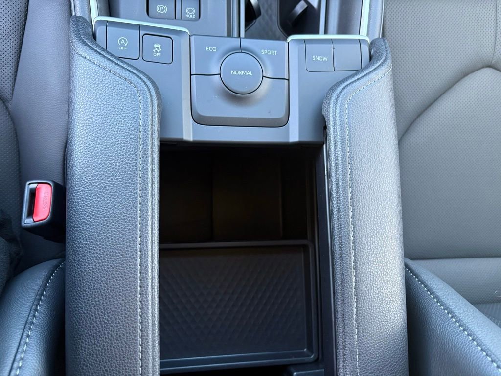 Used 2026 Toyota Grand Highlander Limited image 18