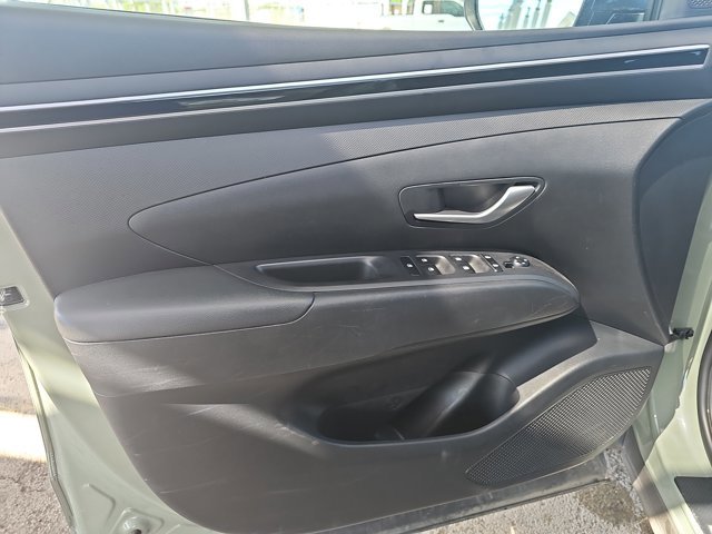 Used 2023 Hyundai Santa Cruz SEL image 13