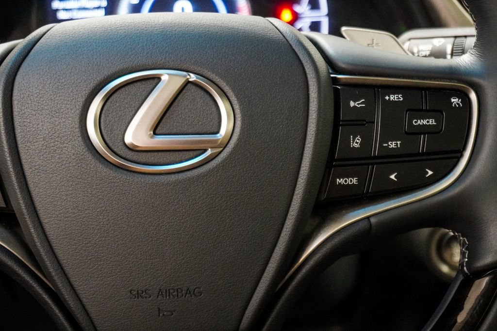 Used 2019 Lexus ES 350 w/ Premium Package FWD image 15