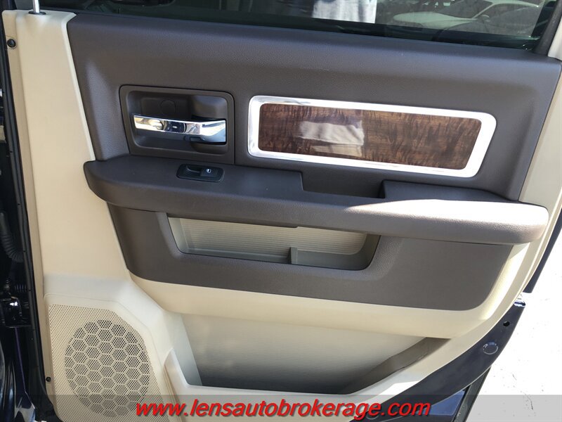 Used 2012 RAM 1500 Laramie RWD image 18