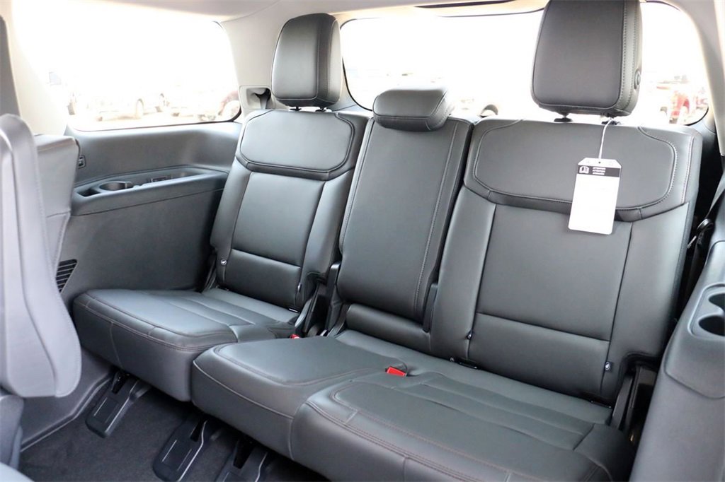 New 2025 Ford Expedition Active image 23