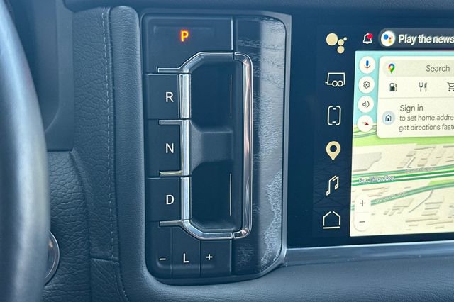 Used 2024 GMC Yukon XL Denali w/ Advanced Technology Package image 22