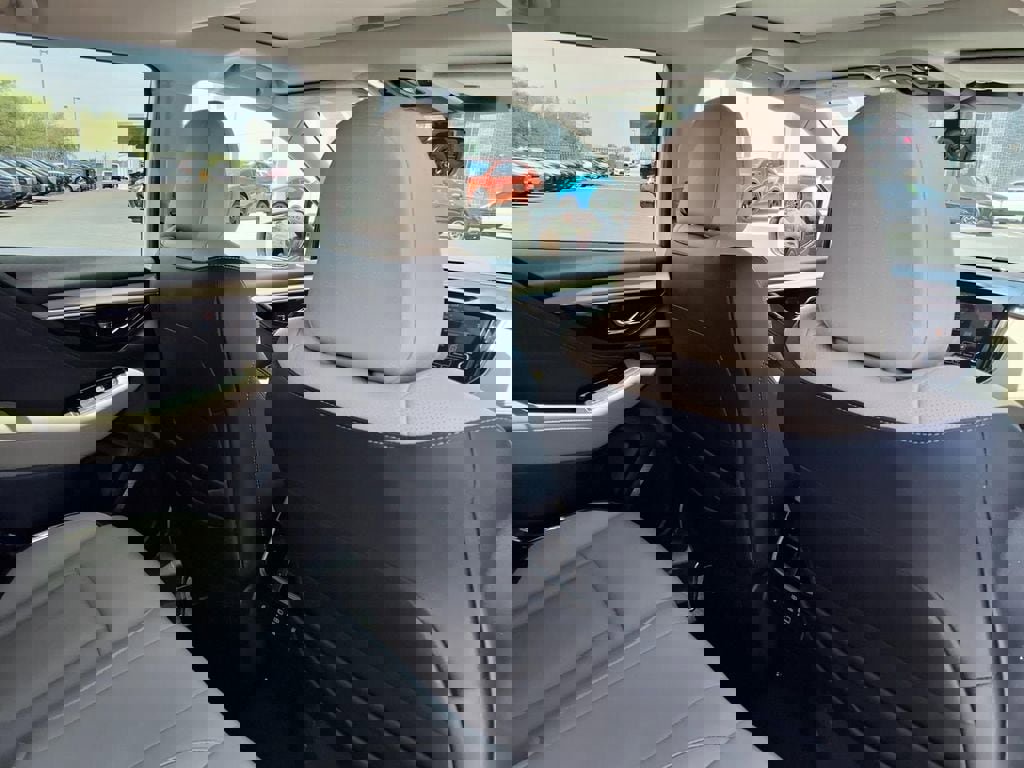 Used 2024 Subaru Outback Limited AWD/4WD image 20