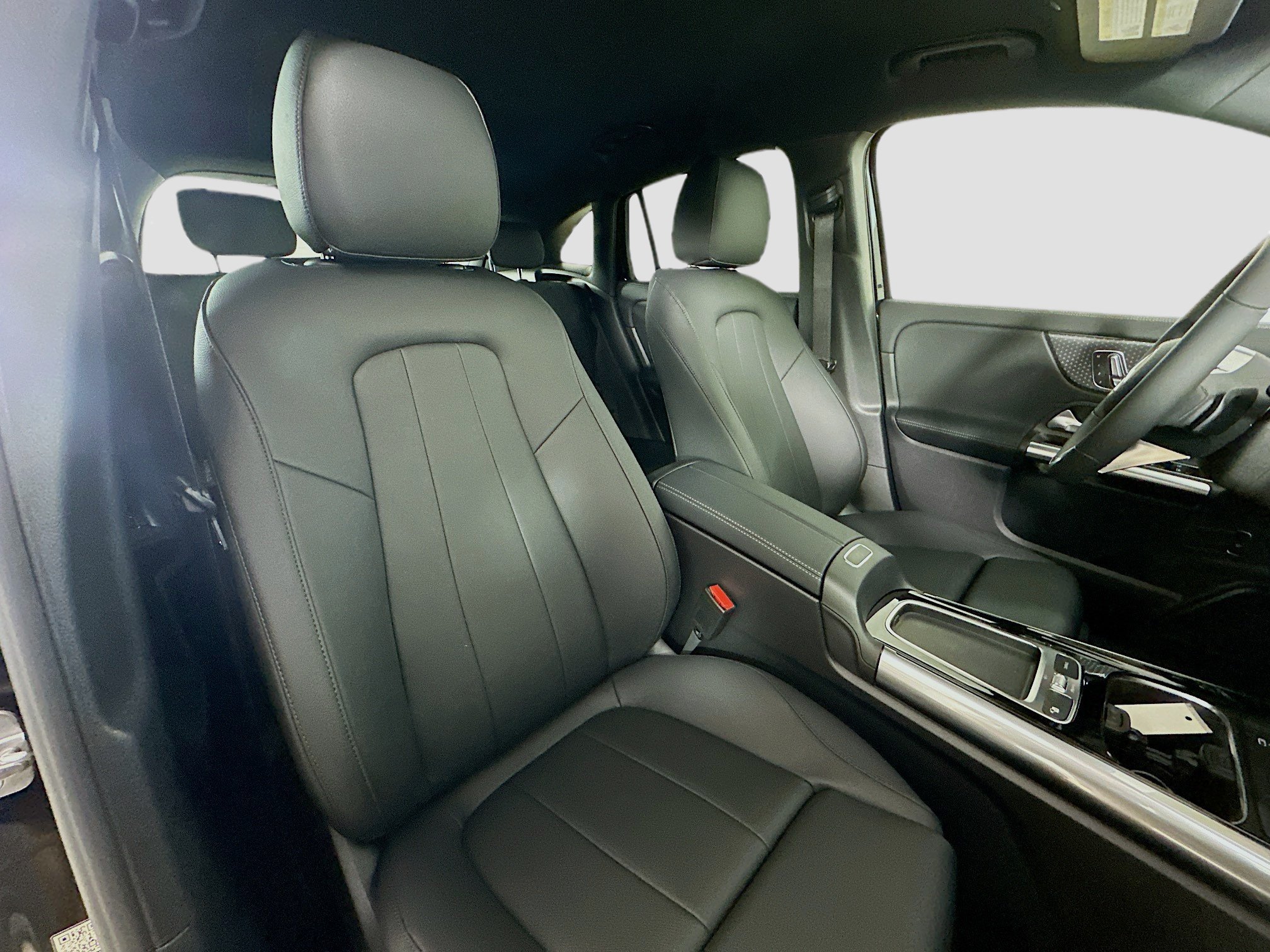 Certified 2026 Mercedes-Benz GLA 250 4MATIC image 36