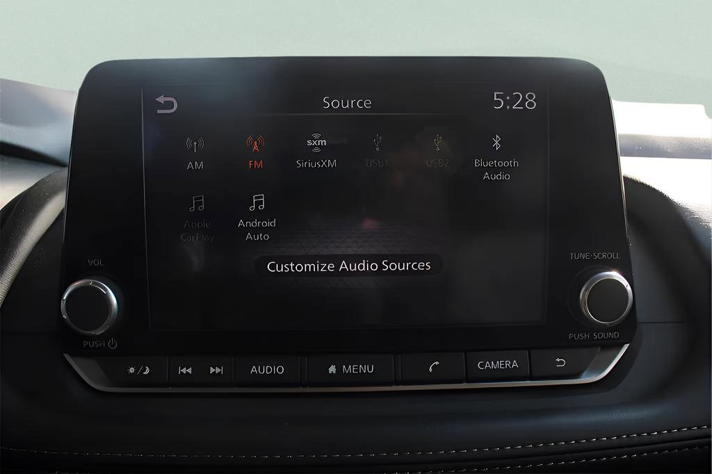 Used 2024 Nissan Rogue S image 25