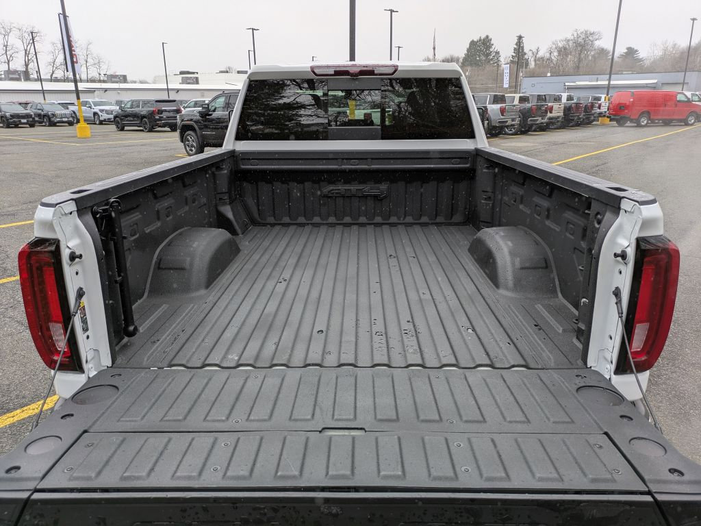 Certified 2023 GMC Sierra 2500 AT4 w/ AT4 Preferred Package image 33
