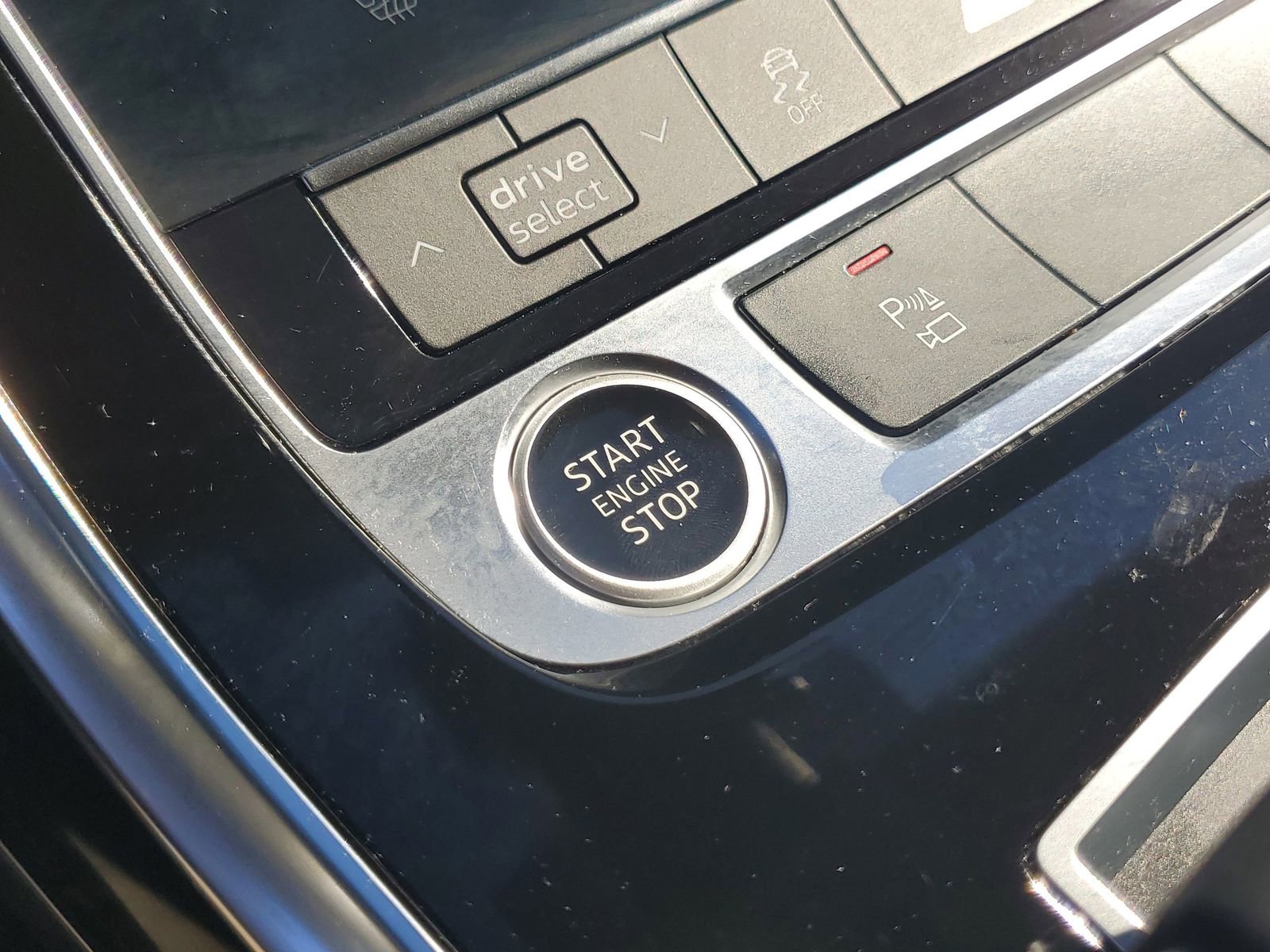 Used 2023 Audi Q7 3.0T Premium w/ Convenience Package image 35