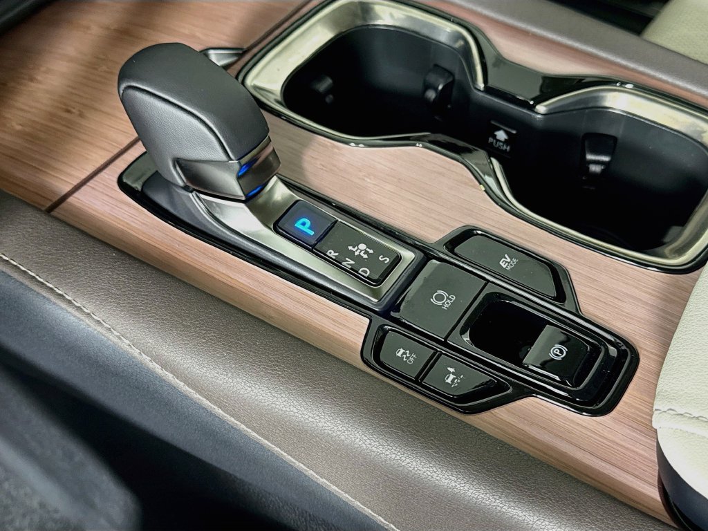 New 2026 Lexus RX 350h AWD/4WD image 15