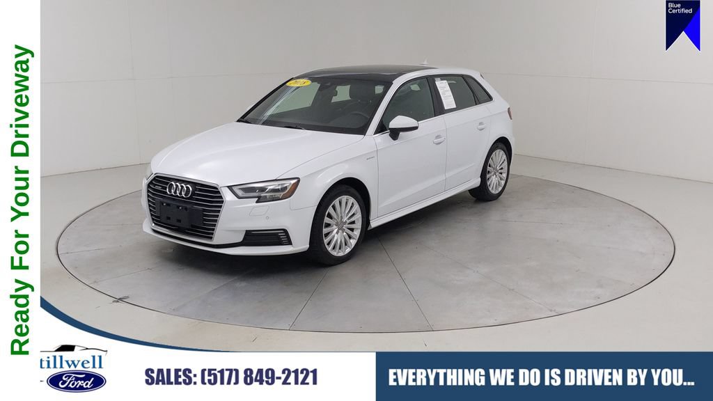 Used 2018 Audi A3 e-tron Prestige w/ Prestige Package FWD image 1