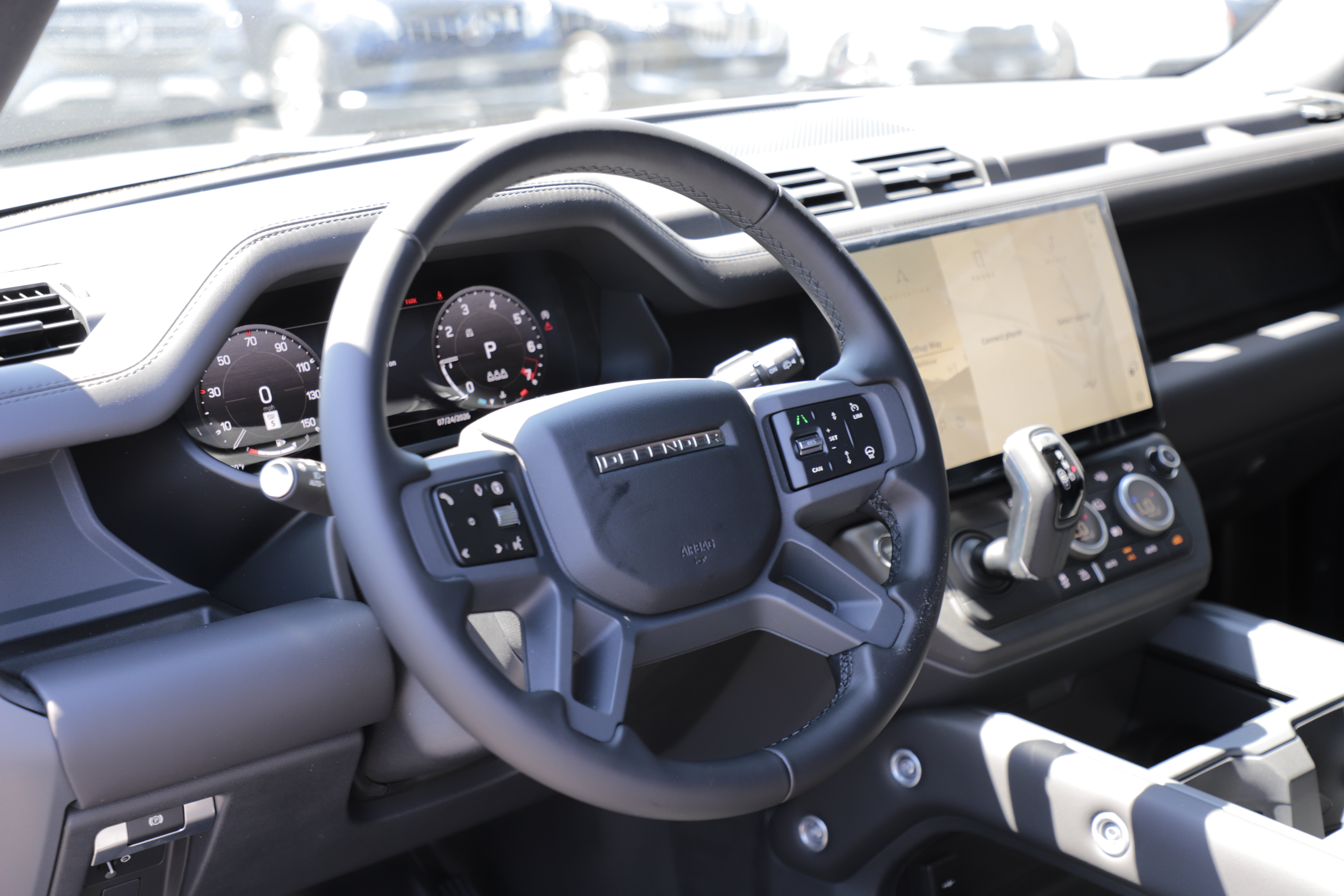 New 2026 Land Rover Defender 90 X-Dynamic SE AWD/4WD image 12