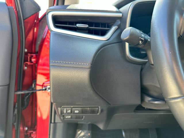 Used 2025 Toyota Corolla Cross XLE w/ Convenience Package AWD/4WD image 21
