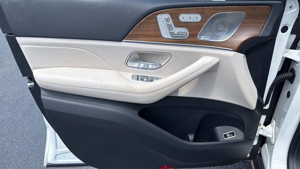 Used 2024 Mercedes-Benz GLE 450 4MATIC image 12