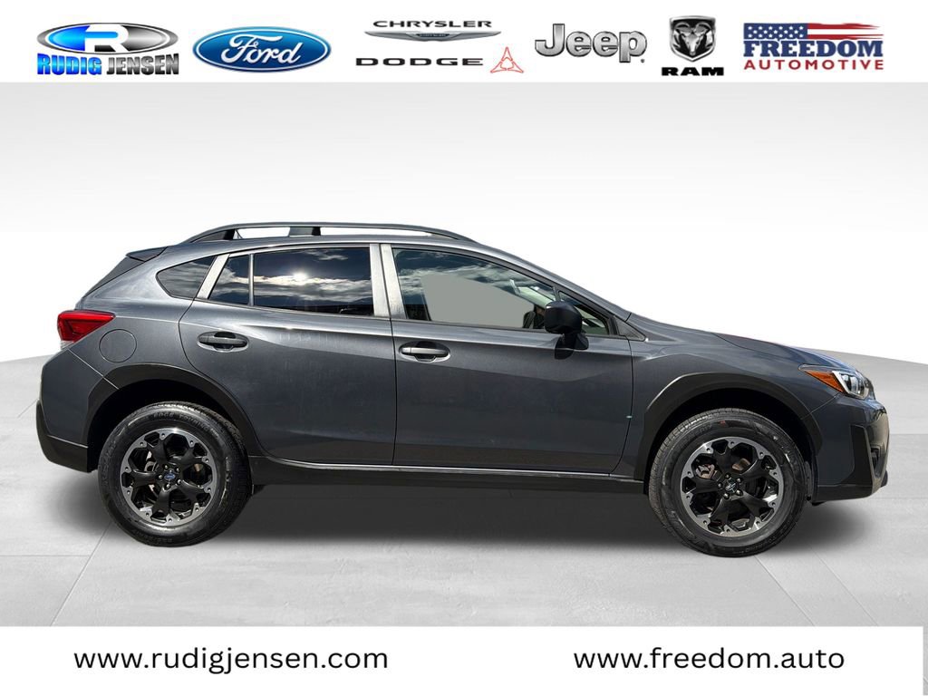 Used 2023 Subaru Crosstrek 2.0i image 2