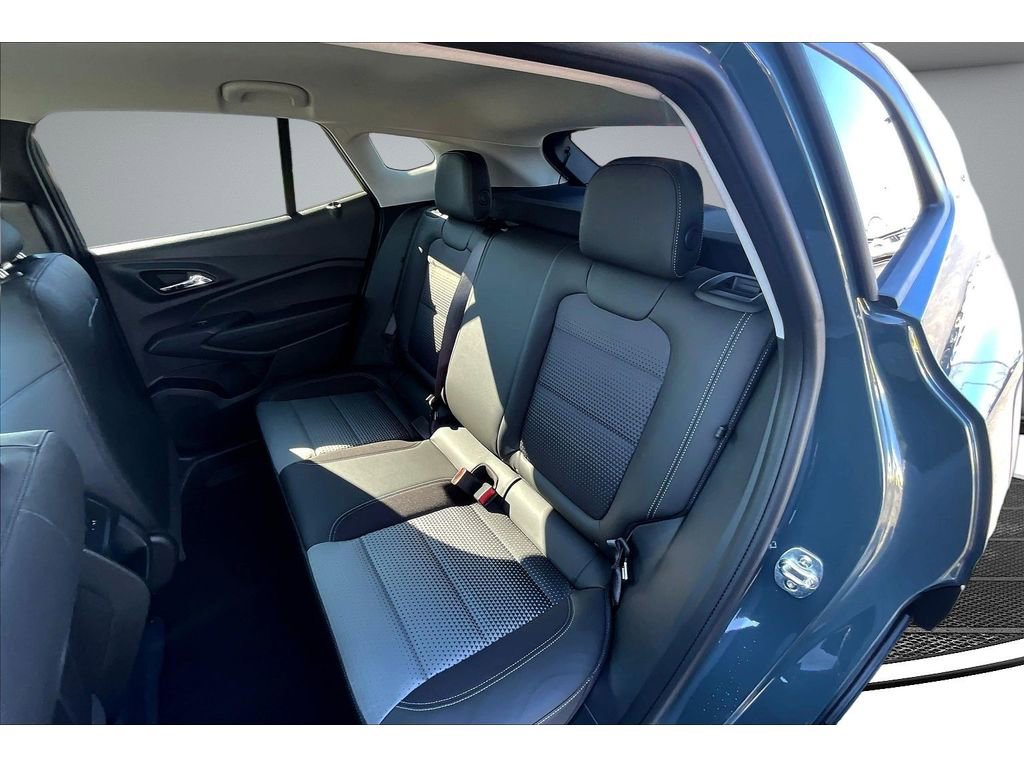 New 2026 Chevrolet Trax LT w/ Driver Confidence Package FWD image 11