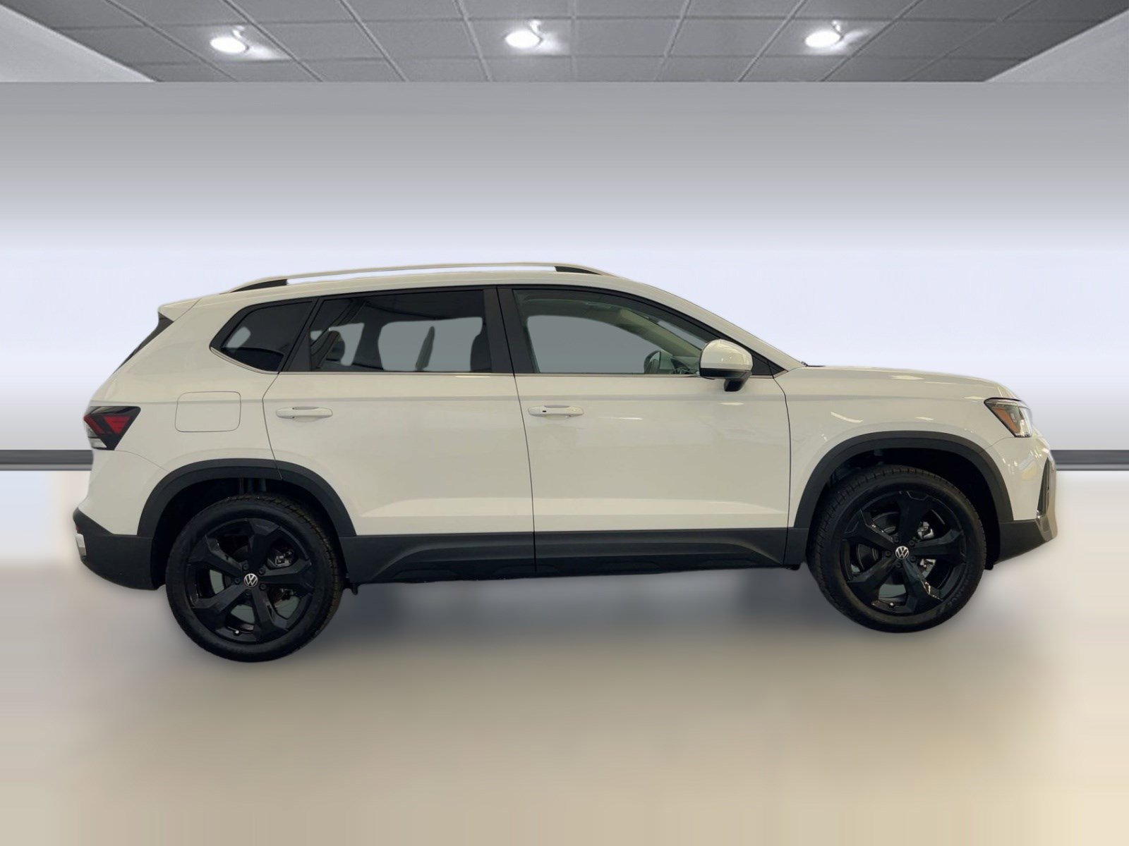 New 2026 Volkswagen Taos SEL AWD/4WD image 8
