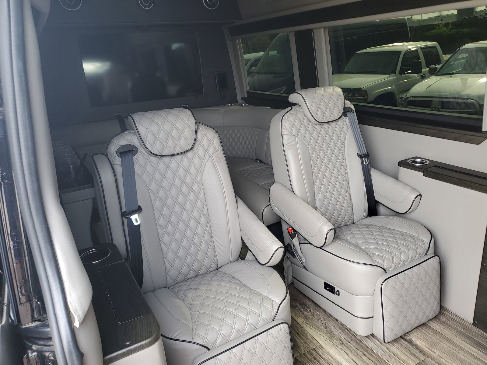 Used 2023 Mercedes-Benz Sprinter 3500 image 11