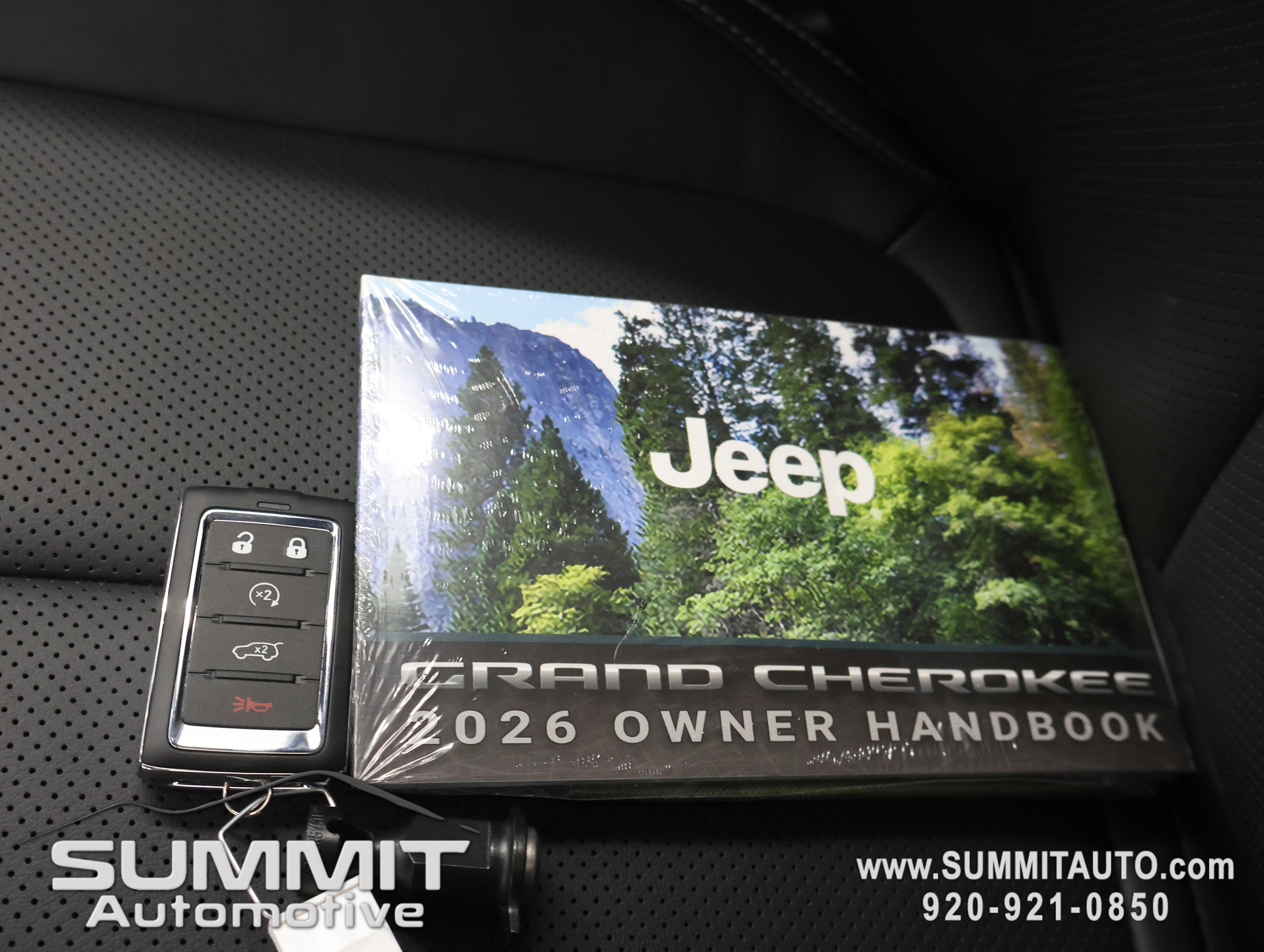 New 2026 Jeep Grand Cherokee L Limited AWD/4WD image 75