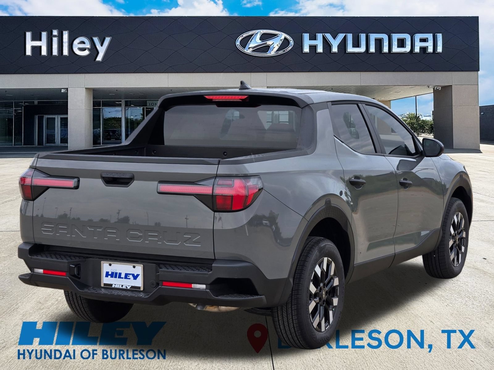 New 2027 Hyundai Santa Cruz SE FWD image 4