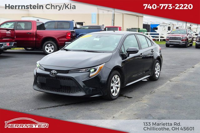 Used 2022 Toyota Corolla LE image 3