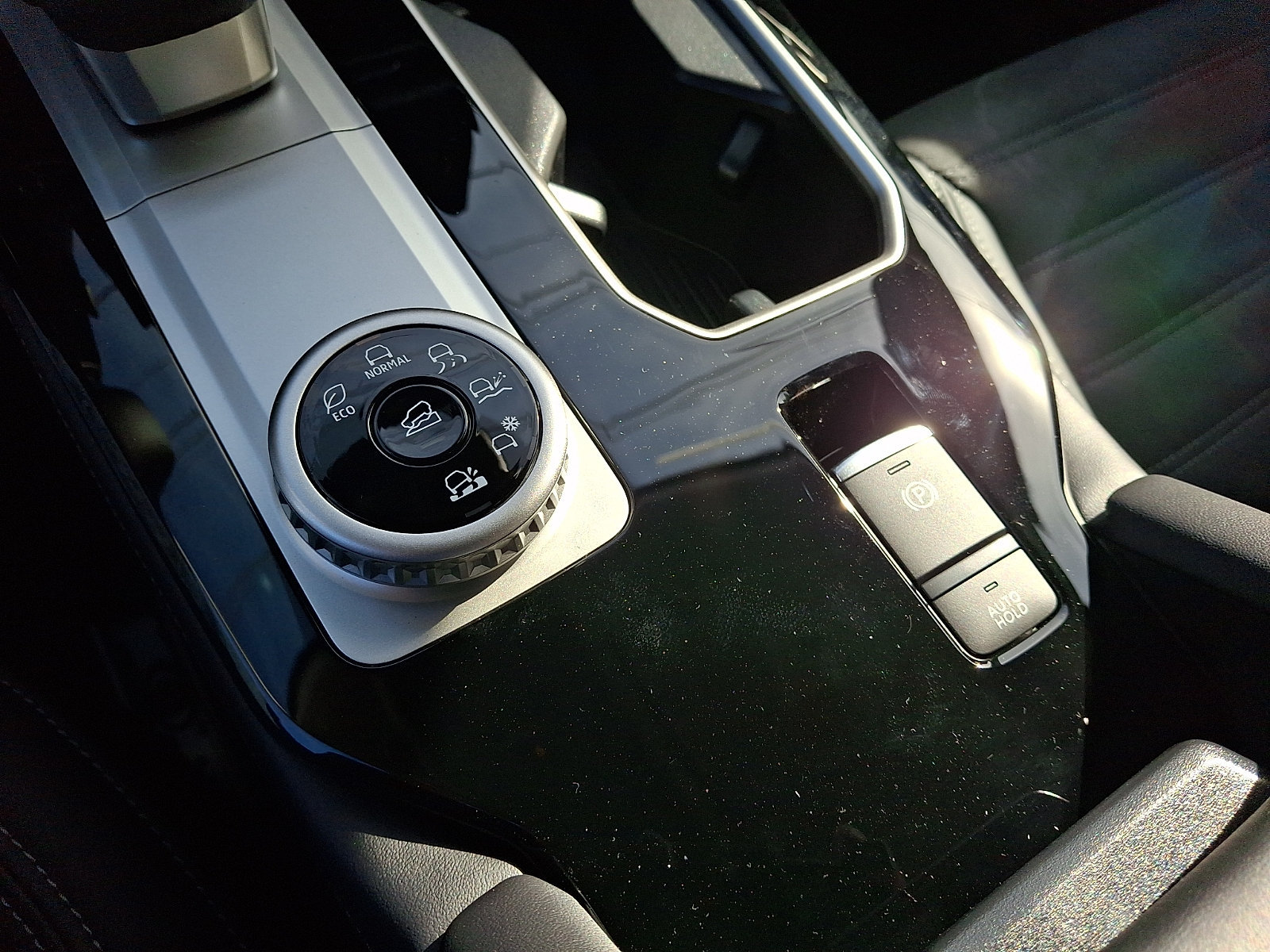 New 2026 Mitsubishi Outlander SE AWD/4WD image 21