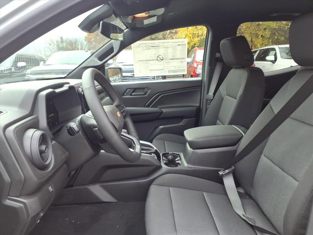 Used 2026 Chevrolet Colorado W/T w/ Advanced Trailering Package image 11