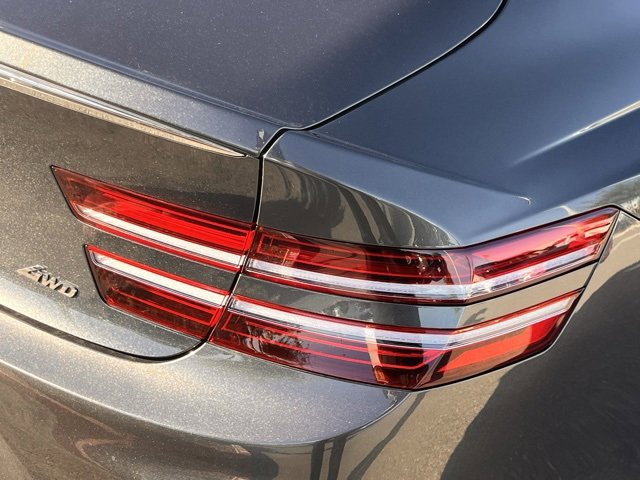 Used 2025 Genesis G80 2.5T image 32